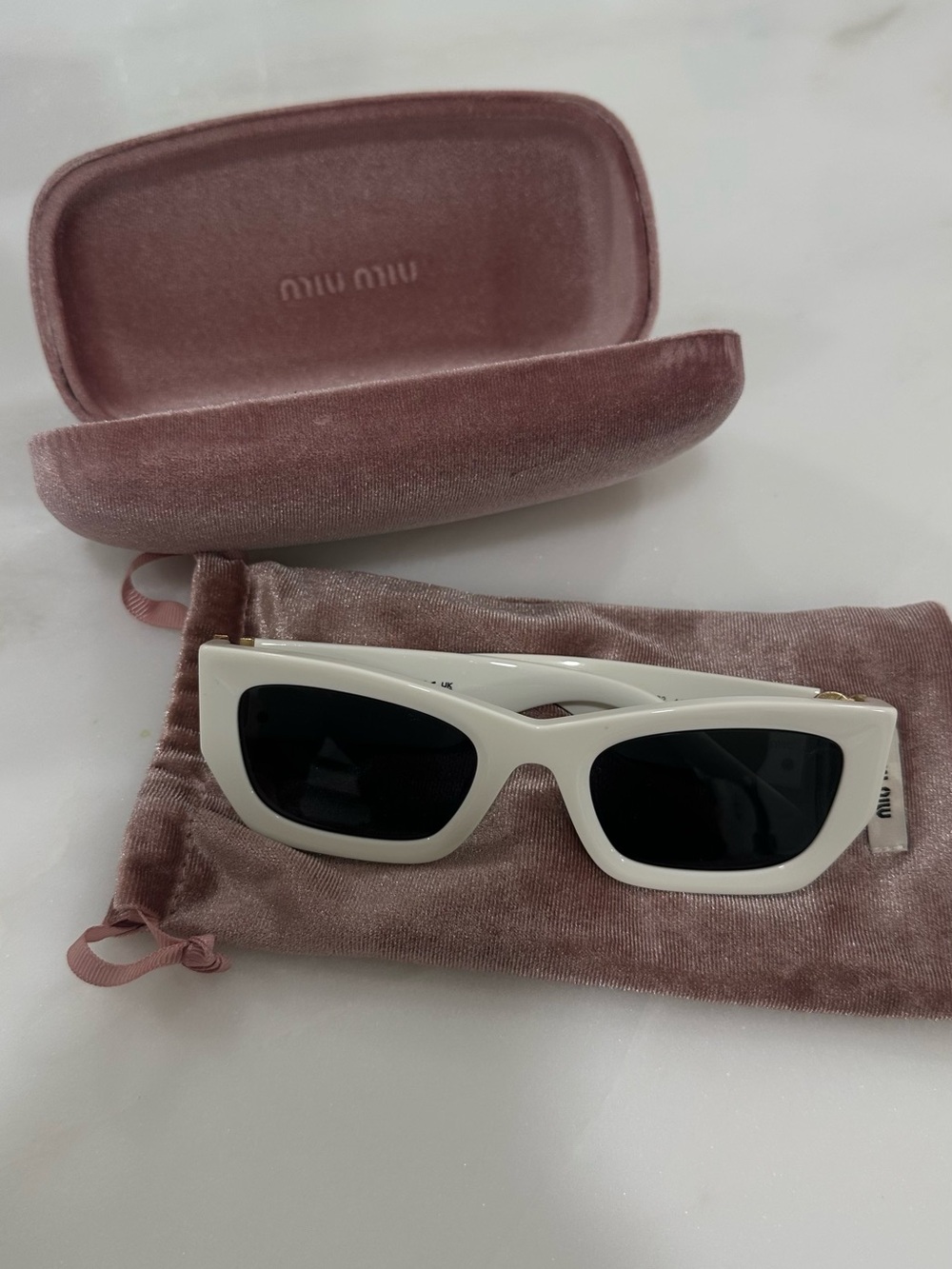 Miu Miu White Rectangular Cat-Eye Sunglasses with Black Lenses